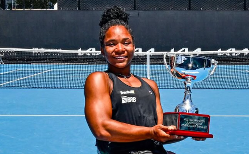 Vitória Miranda se sagra campeã de Roland Garros em cadeira de rodas