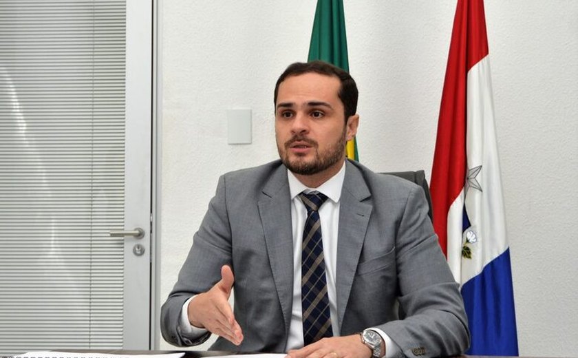 Alexandre Ayres deixa Secretaria de Estado da Saúde e garante que vai continuar defendendo o SUS alagoano