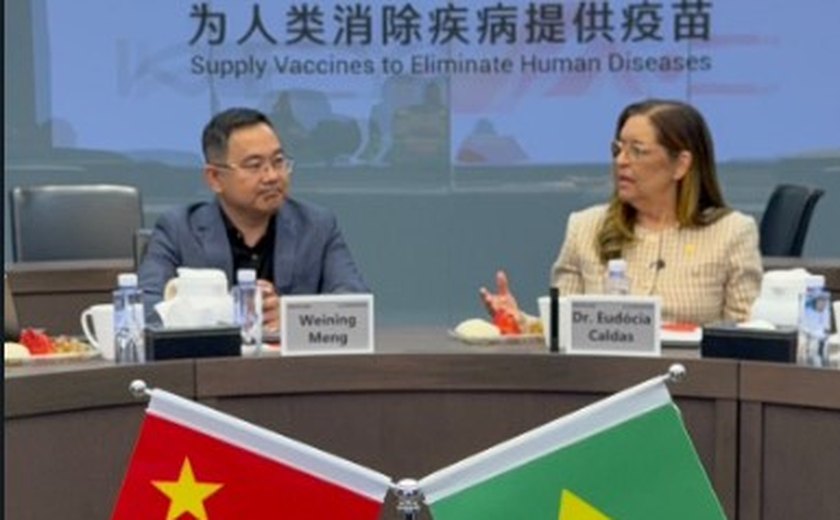 Senadora Dra. Eudócia conhece na China hospital que usa inteligência artificial, robótica e big data