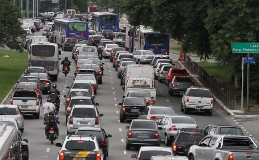 Rodízio de veículos fica suspenso até o início de janeiro em São Paulo