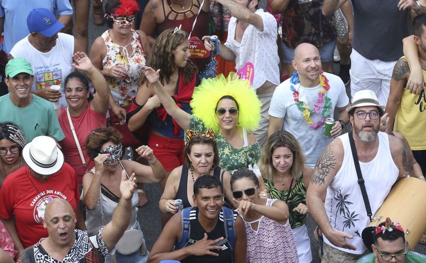Em Brasília, foliões poderão antecipar festa de Carnaval