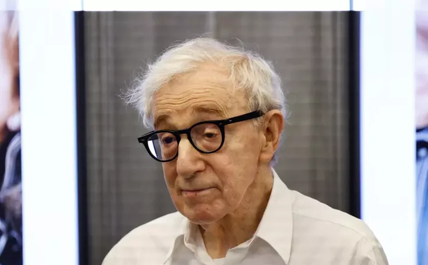 Teatros ucranianos cancelam espetáculos baseados em Woody Allen
