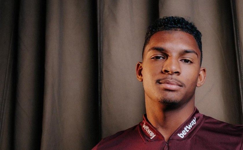Luis Guilherme é anunciado pelo West Ham e Palmeiras se despede: 'Na torcida pelo seu sucesso'