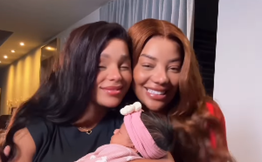 Ludmilla e Brunna Gonçalves exibem rostinho de Zuri pela primeira vez