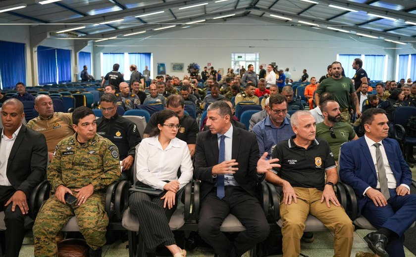 Membros da SSP de Alagoas ministram aula em curso de gestão de crises do Maranhão