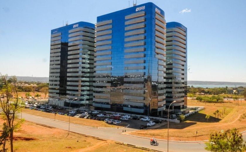 Comissão debate aquisição do Banco Master pelo BRB