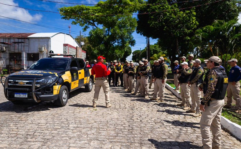 Agentes de trânsito e guardas municipais recebem treinamento operacional