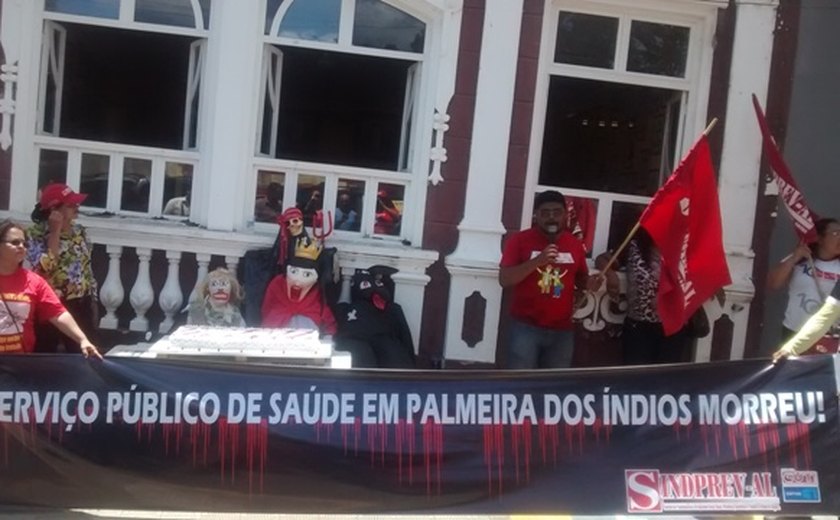 Reposição salarial: Servidores da Saúde protestam em Palmeira
