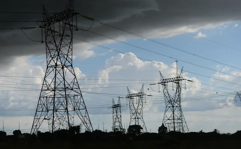 Acre e Rondônia ficam sem energia elétrica