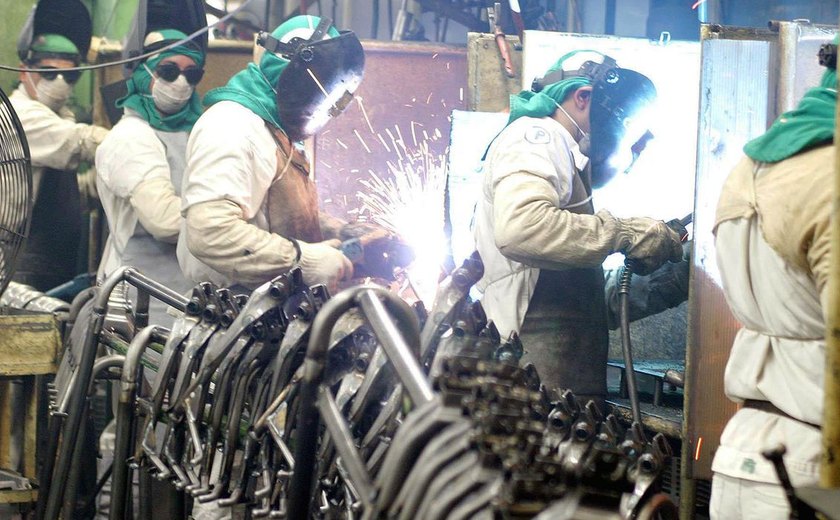 Economia descarta unificação de tributos para indústria