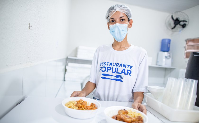 Restaurantes Populares de Maceió servem mais de duas mil refeições por dia para população que mais precisa