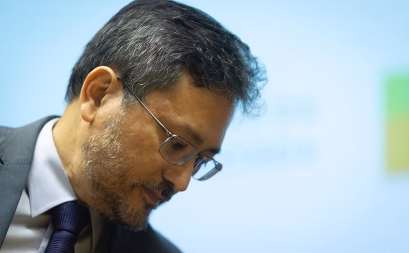 Adicional da CSLL sobre multinacionais é medida defensiva ao erário, diz secretário da Receita