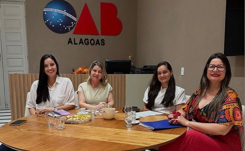 Agosto Lilás: OAB promove caminhada contra a violência de gênero em Palmeira dos Índios
