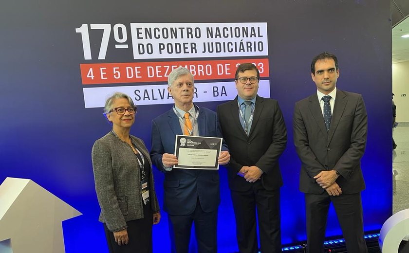 TRE/AL recebe o Selo Prata do CNJ e adere ao Pacto pela Linguagem Simples no Judiciário
