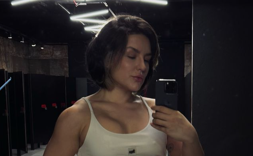 Kéfera recusa convite para Farofa da Gkay, explica motivo e é criticada na web: 'Chata'