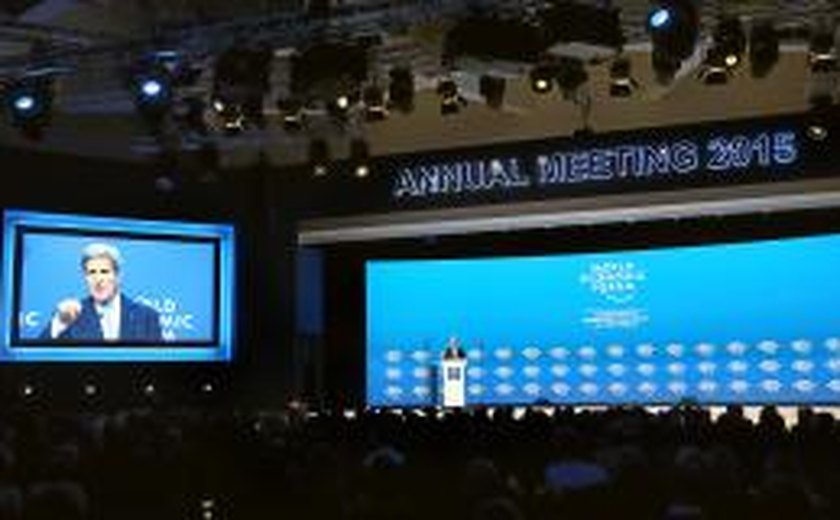 Clima e terrorismo dominam debates em Davos