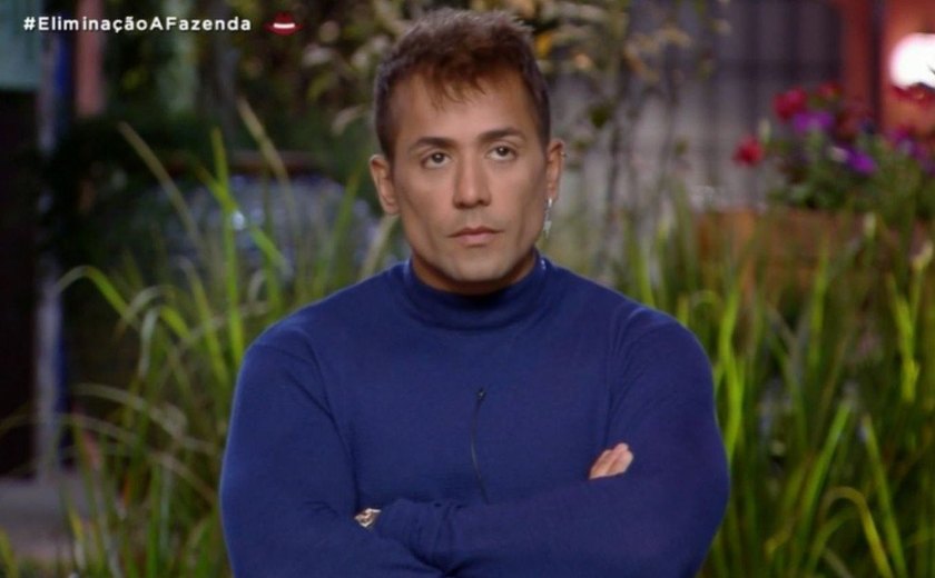 ‘A Fazenda 13’: Tiago Piquilo é o oitavo eliminado do reality