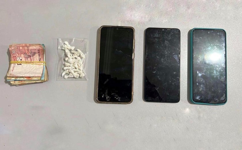 Polícia Civil prende 'vovó do tráfico' com drogas e dinheiro em São Miguel dos Campos