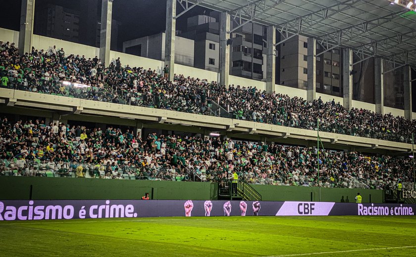 Grêmio sofre contra o Goiás, mas arranca empate nos acréscimos fora de casa