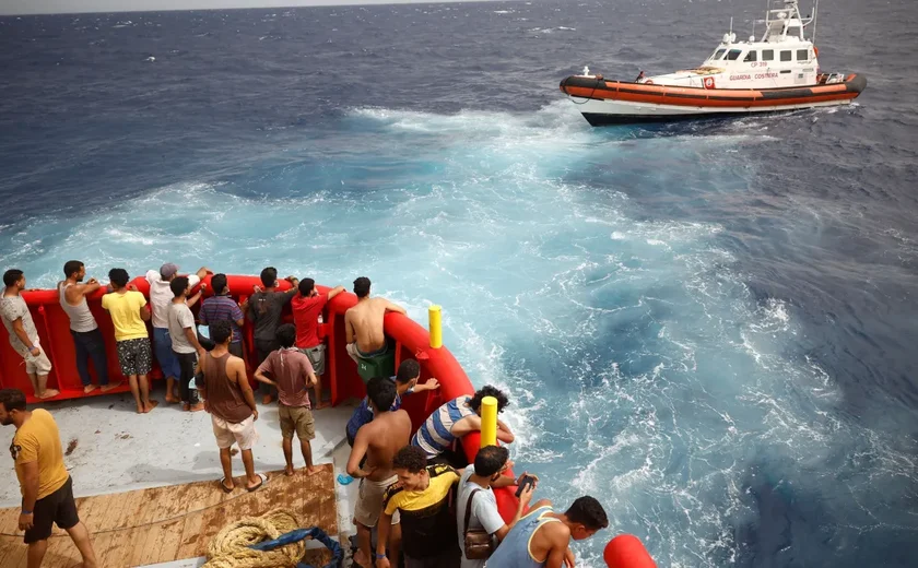 89 imigrantes com destino à Europa morrem após barco virar na costa da Mauritânia
