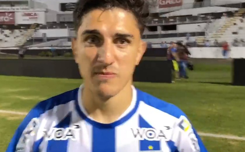 Ponte Preta perde do Avaí, completa dez jogos sem vencer e pode fechar rodada no Z-4 da Série B