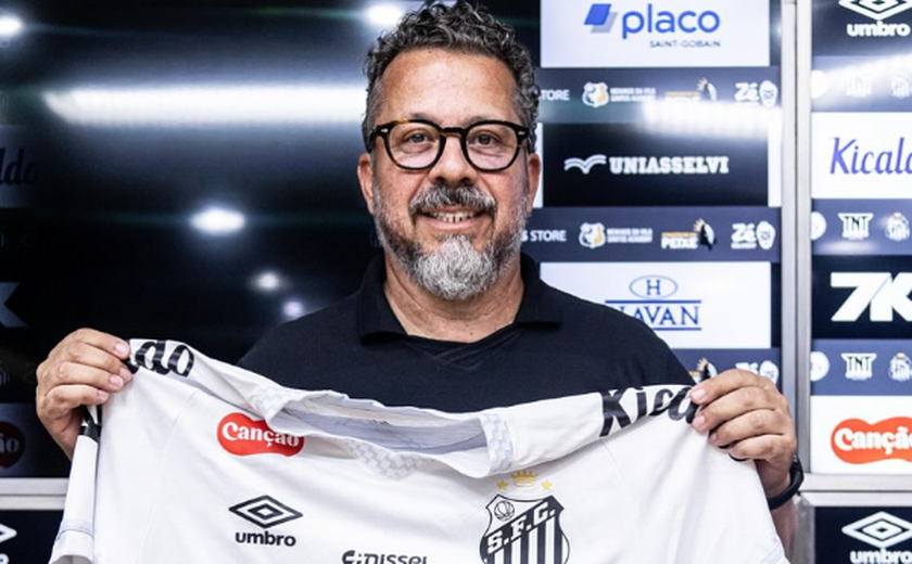 Cléber Xavier aponta evolução no Santos e descarta 'medo' sobre futuro do time no Brasileirão