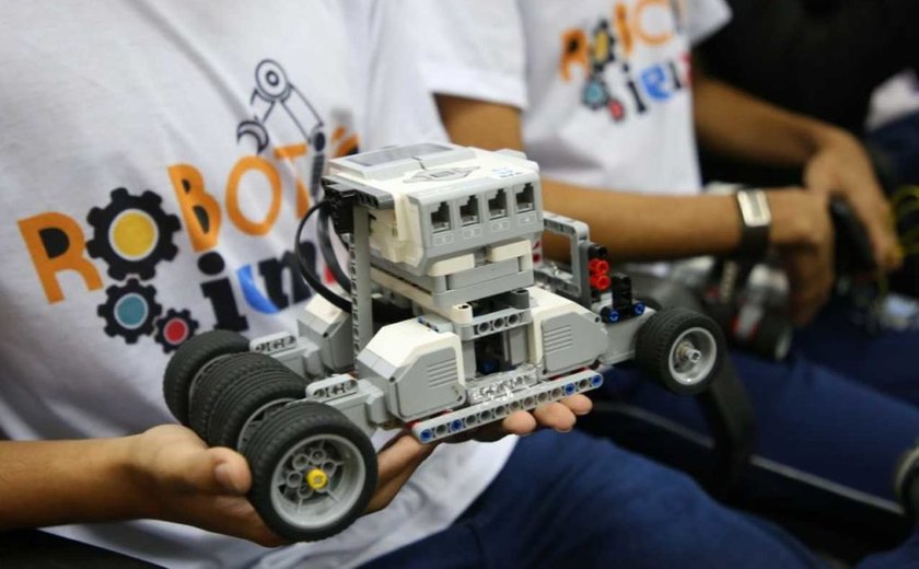 Estudantes de Brasília participam de torneio de robótica internacional