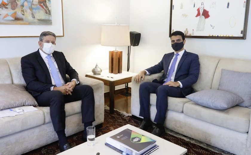 Arthur Lira recebe JHC em Brasília e discute plano de vacinação para a capital