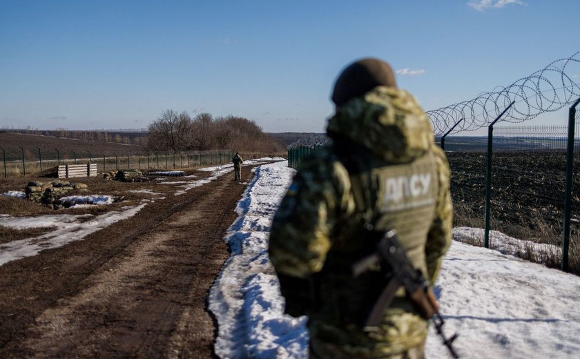 Soldados resistem em Mariupol após fim do prazo de rendição dado pela Rússia