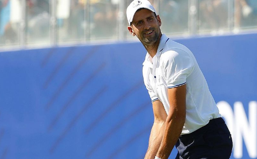 Djokovic confirma favoritismo e vence Etcheverry no Masters 1000 de Paris