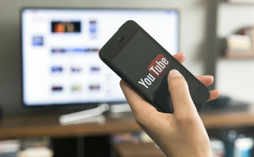 YouTube vai obrigar usuários a identificar vídeos feitos com inteligência artificial