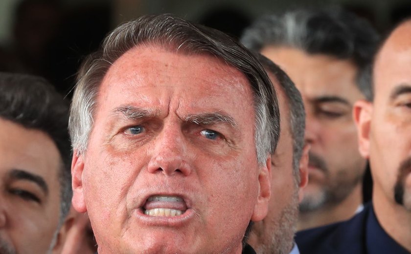 PF ouve Bolsonaro em inquérito contra Eduardo nesta quinta-feira