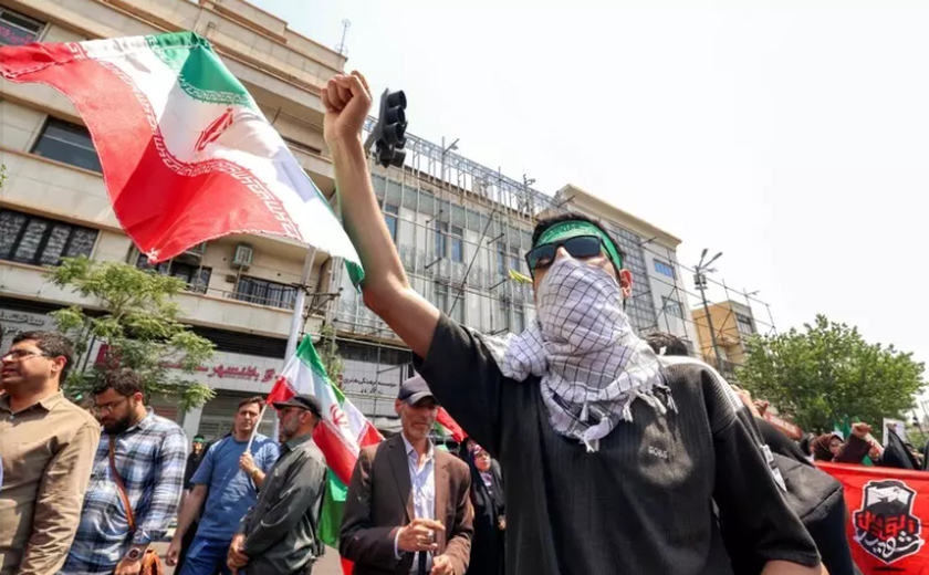 Ação contra Irã está em 'fases iniciais', diz Israel