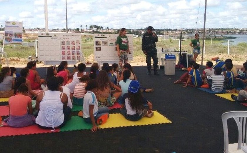 Centenas de crianças participam de atividades de educação ambiental