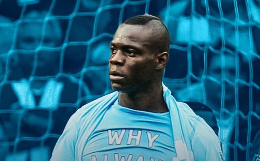 Balotelli quer contrato de 2 anos com Corinthians, diz diretor; veja possível salário e luvas
