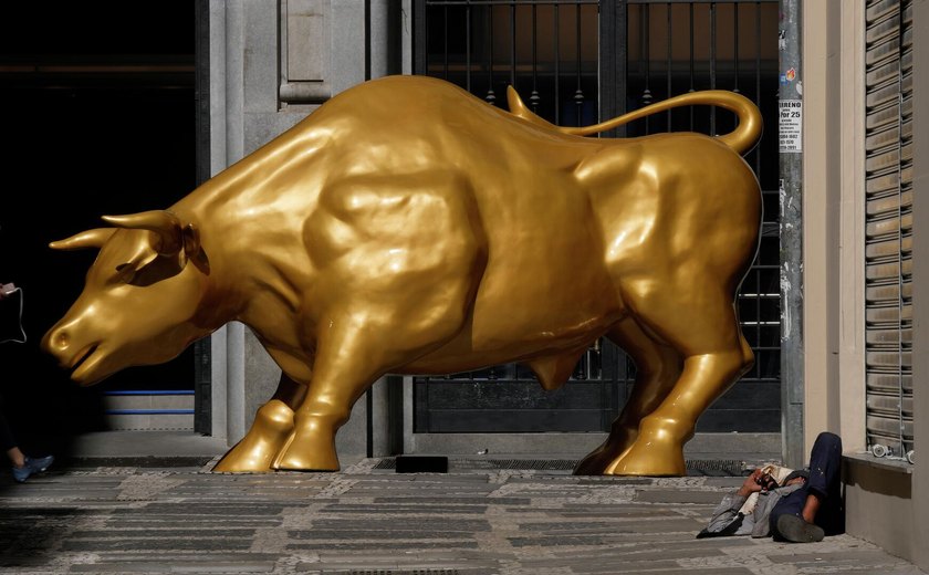 Trump intensifica guerra comercial, mas Wall Street teme reação antiamericana, diz mídia