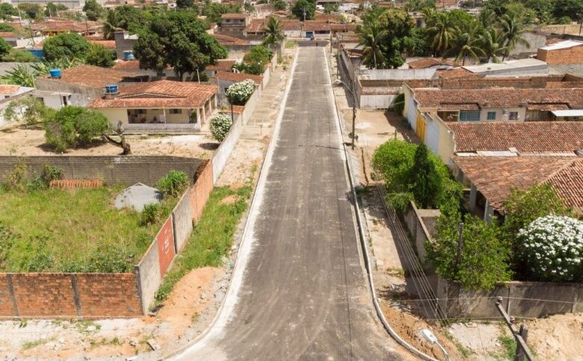 Cidade Universitária recebe mais de 635 metros de pavimentação