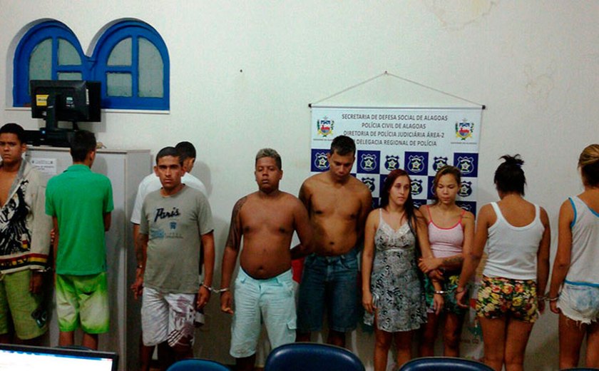 28 pessoas são presas, em Alagoas, acusadas de tráfico de drogas, homicídios e assaltos