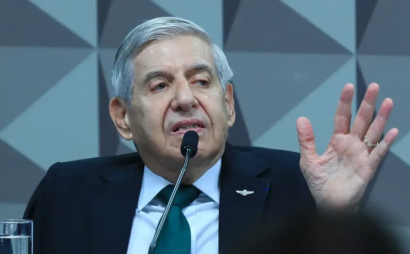 PGR erra por acreditar cegamente na PF, afirma defesa de Heleno