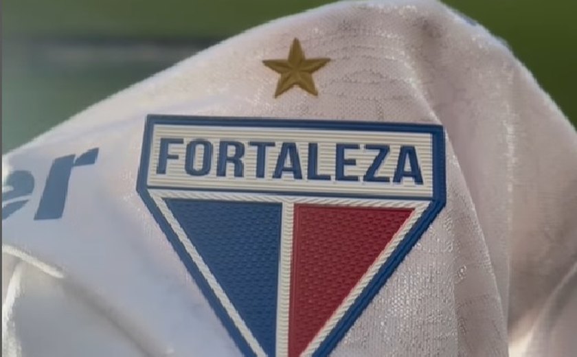 Ataque a ônibus do Fortaleza após jogo contra Sport deixa seis jogadores feridos
