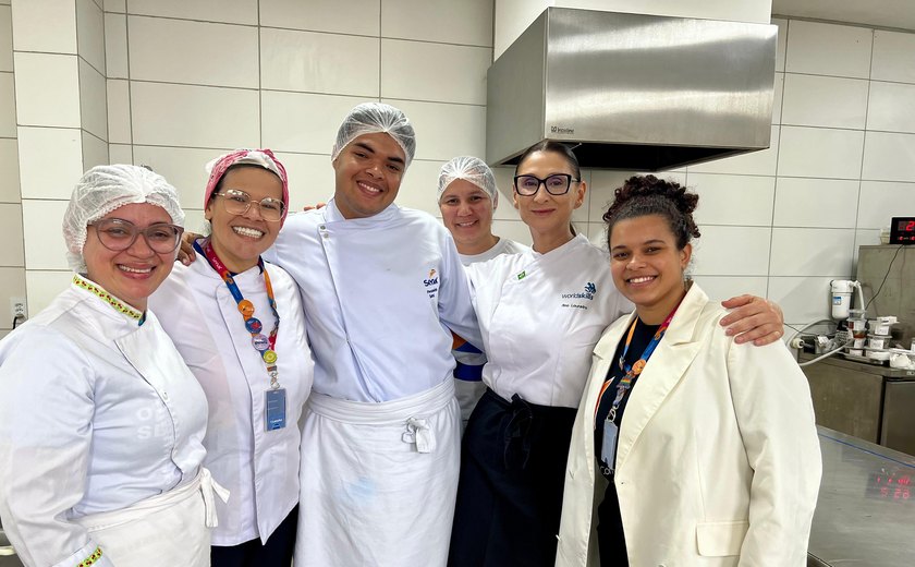 Com acompanhamento da expert, representante alagoano nas Competições Senac de Educação Profissional 2025 reforça treinamento para disputa nacional