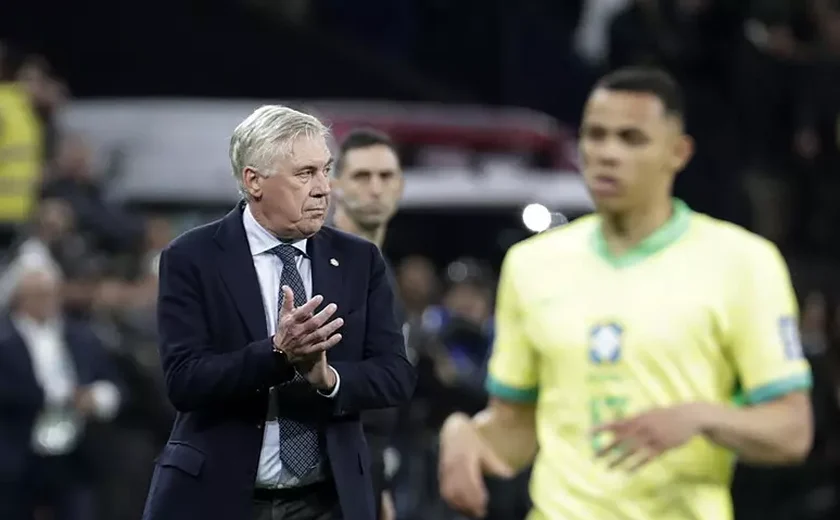 Brasil bate Paraguai e presenteia Ancelotti com vaga na Copa