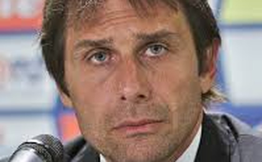 Napoli confirma acerto e Antonio Conte será o 5º técnico do time no intervalo de um ano