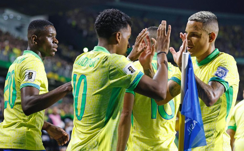 Seleção forjada na base da tentativa e erro segue focada em resultados enquanto não consegue ter uma cara