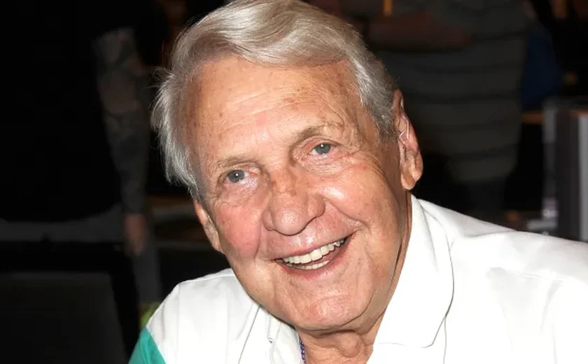 Morre o ator americano Ron Harper, de Planeta dos Macacos e O Elo Perdido
