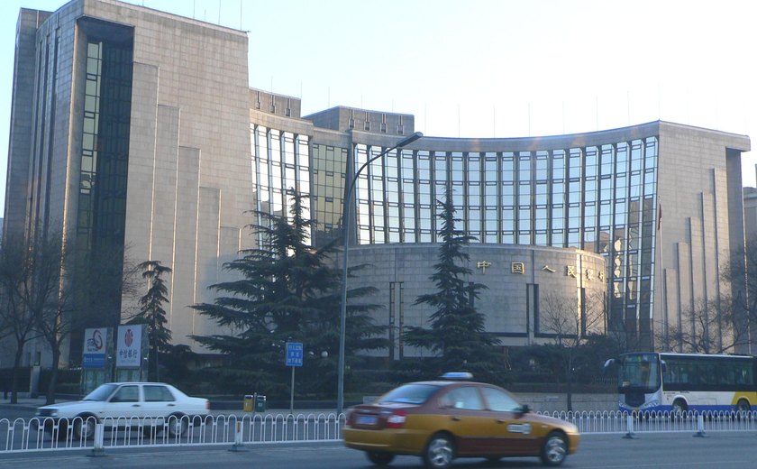 Cortes do PBoC marcam primeira grande mudança de política monetária desde junho, diz ING
