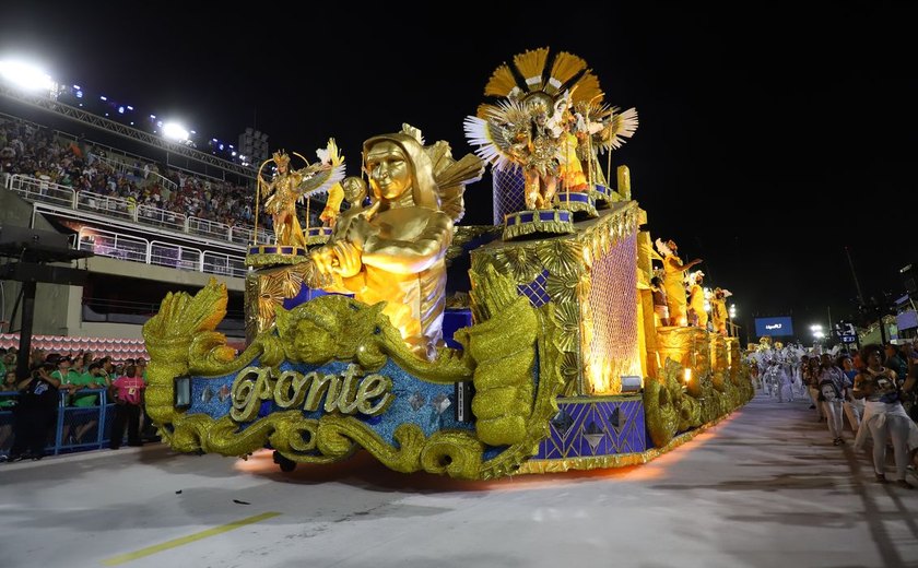Desfiles da Série Ouro abrem carnaval 2025 na Sapucaí
