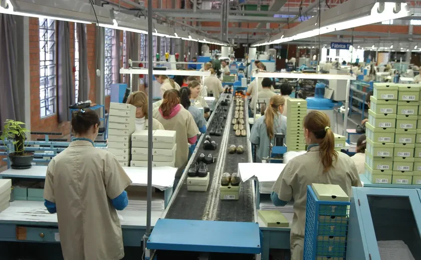 Índice de estoques sobe 2,4% em maio ante abril, mostra FecomercioSP