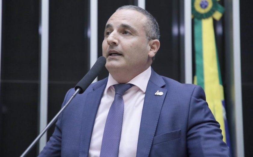 Comissão aprova criação de delegacias especializadas em proteção animal