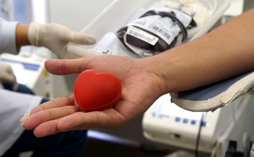 Hospitais federais do RJ fazem campanha para aumentar doação de sangue